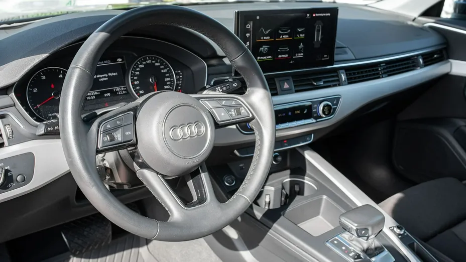 AUDI A4 Avant -