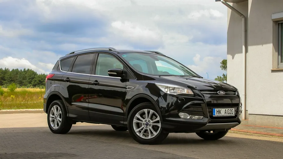 FORD Kuga -