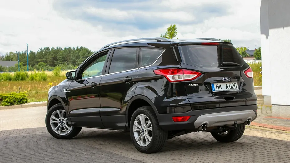 FORD Kuga -