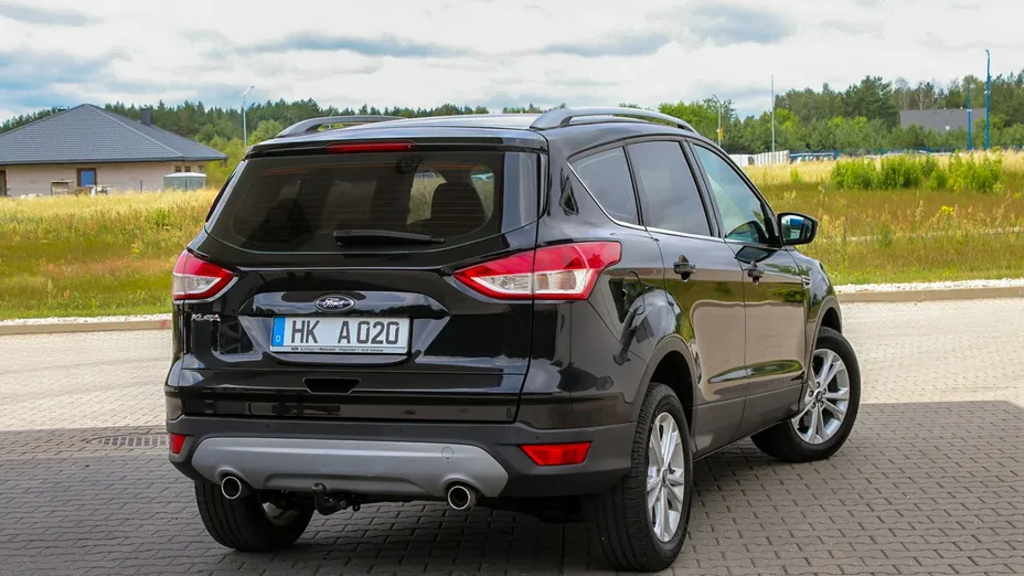 FORD Kuga -
