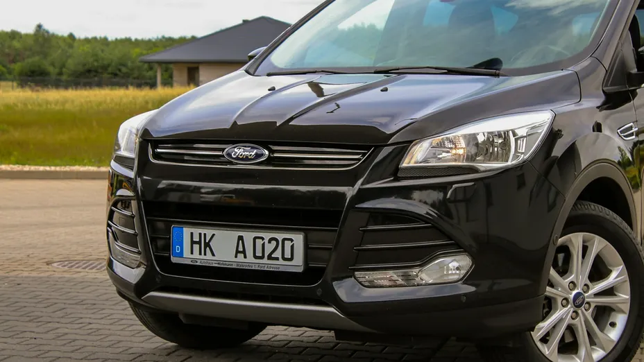 FORD Kuga -