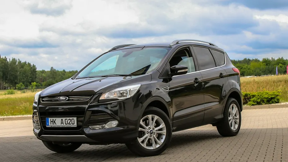 FORD Kuga -