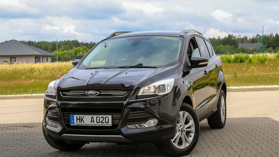 FORD Kuga -