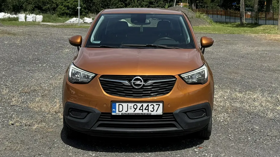 OPEL Crossland X -