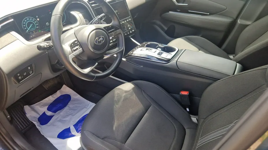 HYUNDAI Tucson -