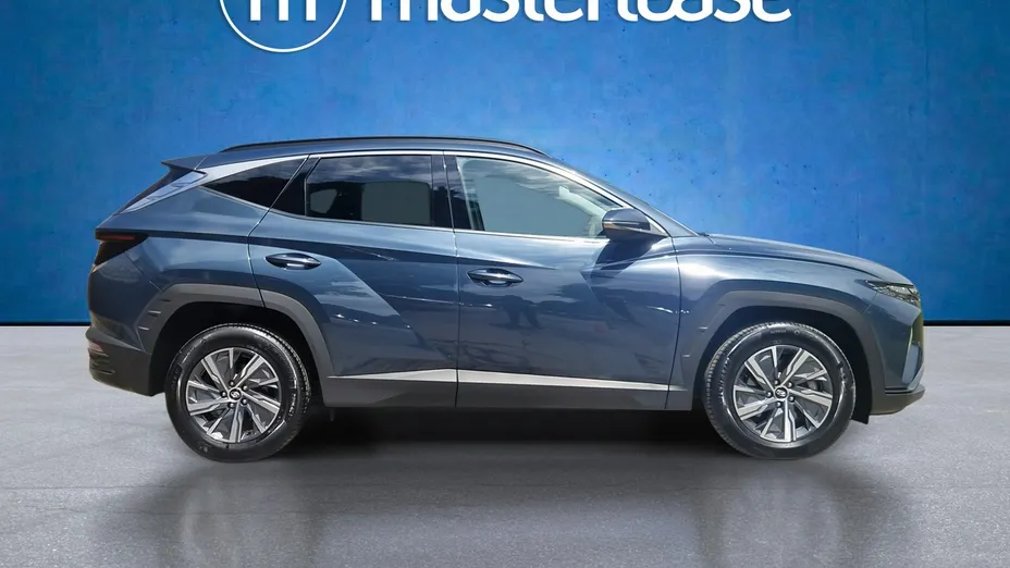HYUNDAI Tucson -