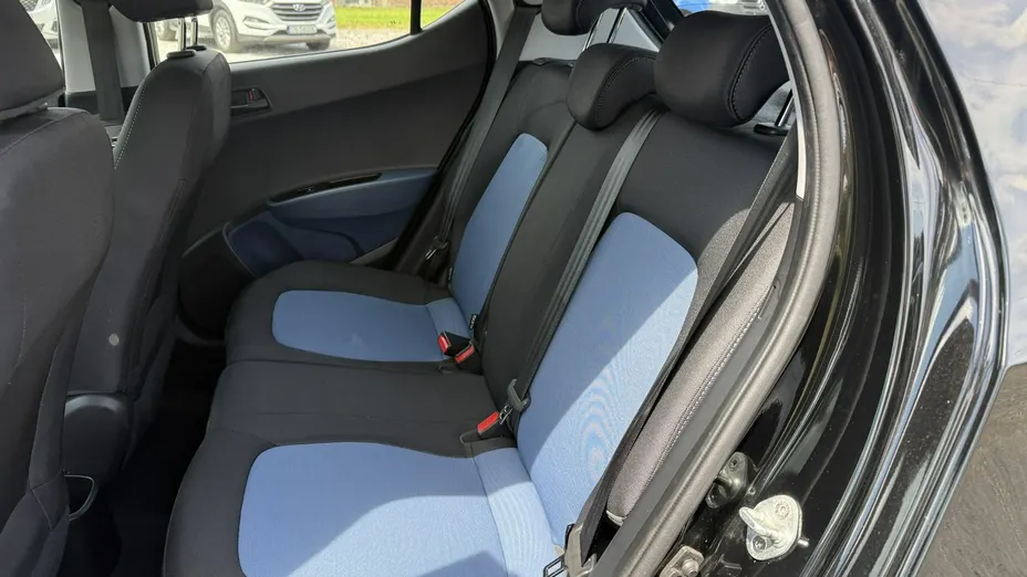 HYUNDAI i10 -