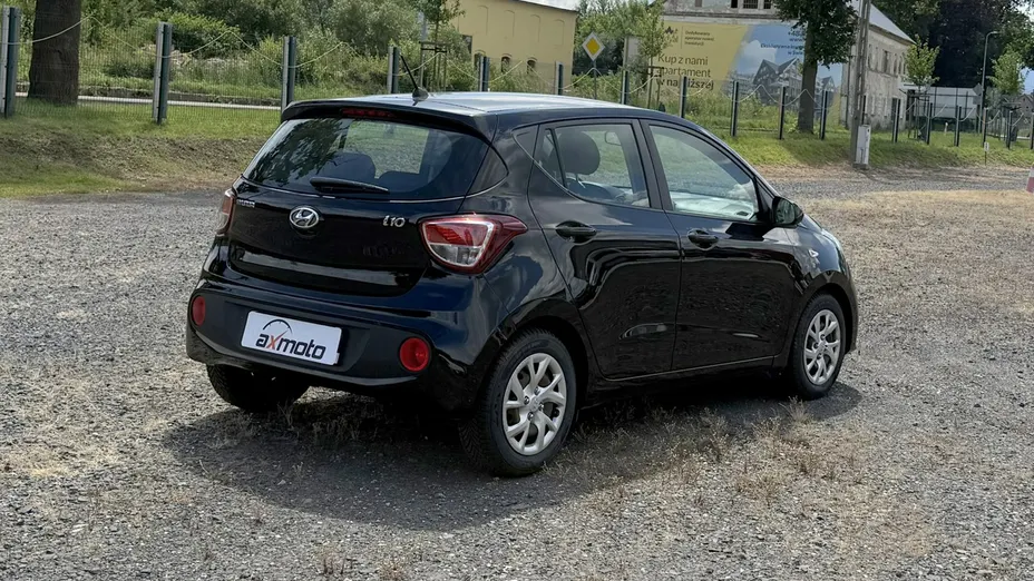 HYUNDAI i10 -
