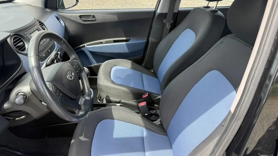 HYUNDAI i10 -