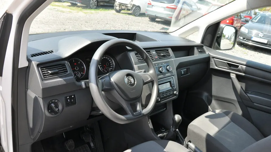 VOLKSWAGEN Caddy -