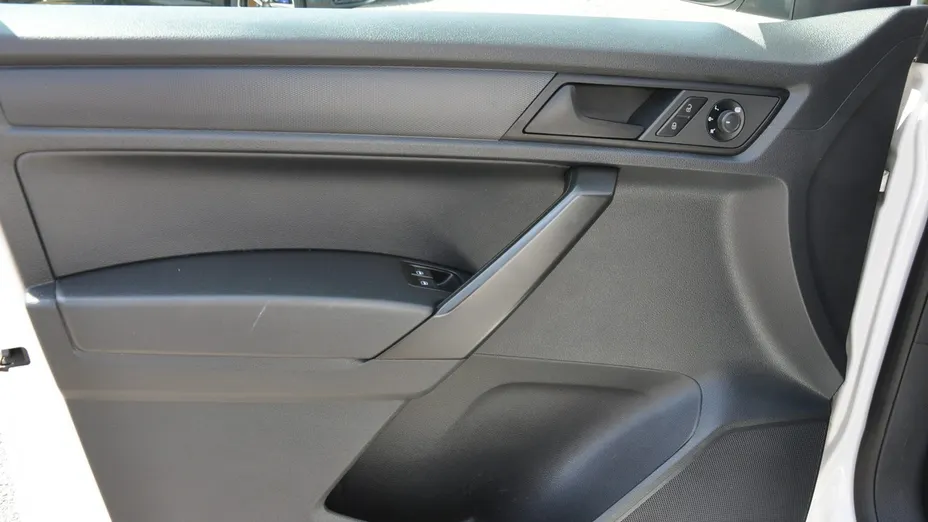 VOLKSWAGEN Caddy -