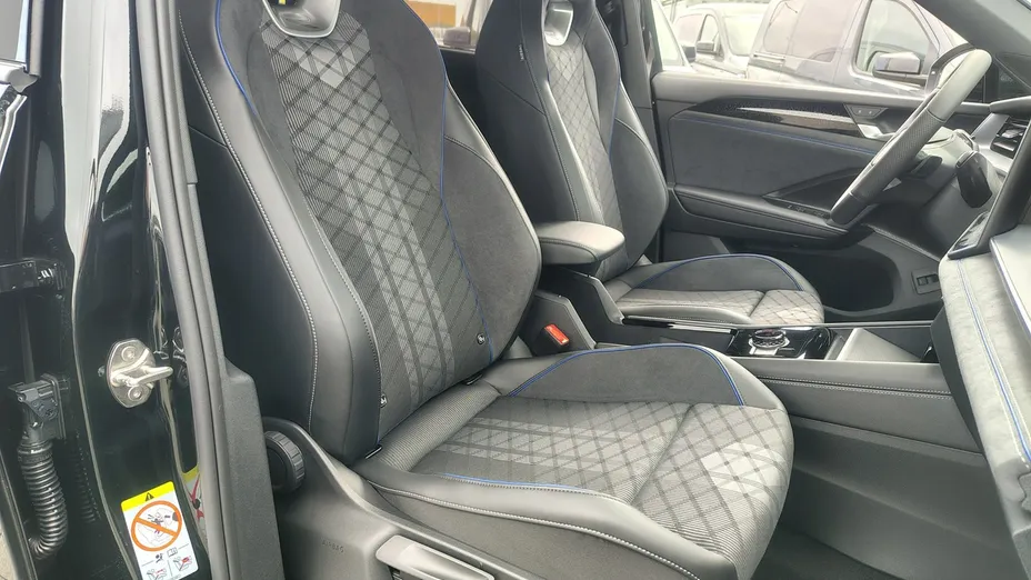 VOLKSWAGEN Tayron -
