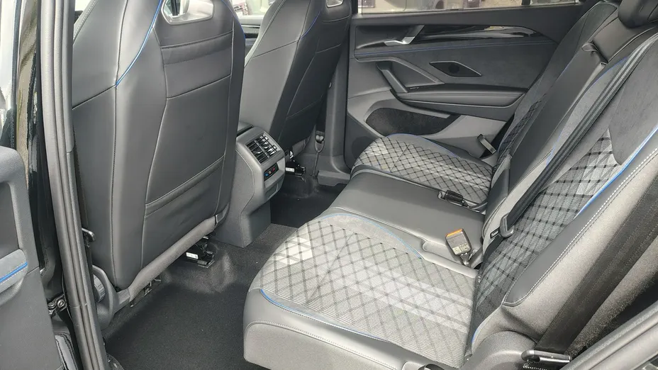 VOLKSWAGEN Tayron -
