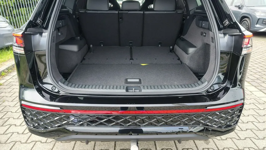 VOLKSWAGEN Tayron -