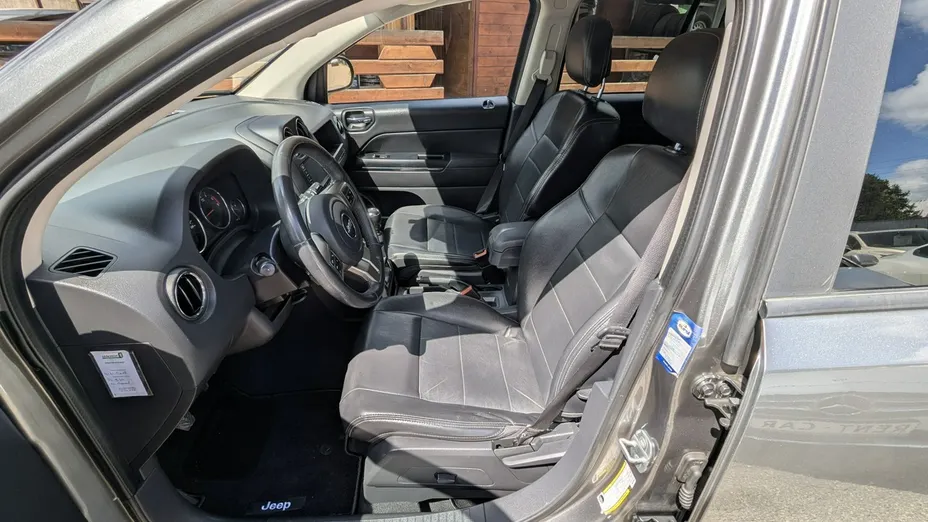 JEEP Compass -