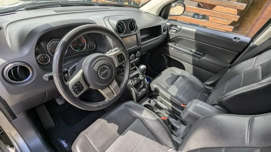 JEEP Compass -
