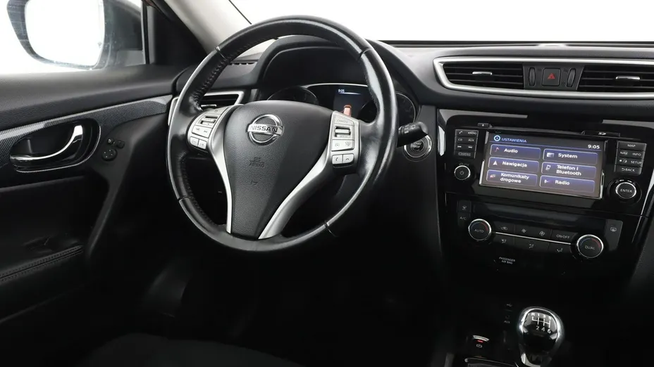 NISSAN X-Trail -