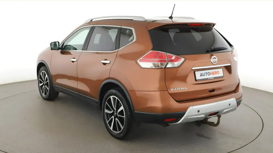 NISSAN X-Trail -