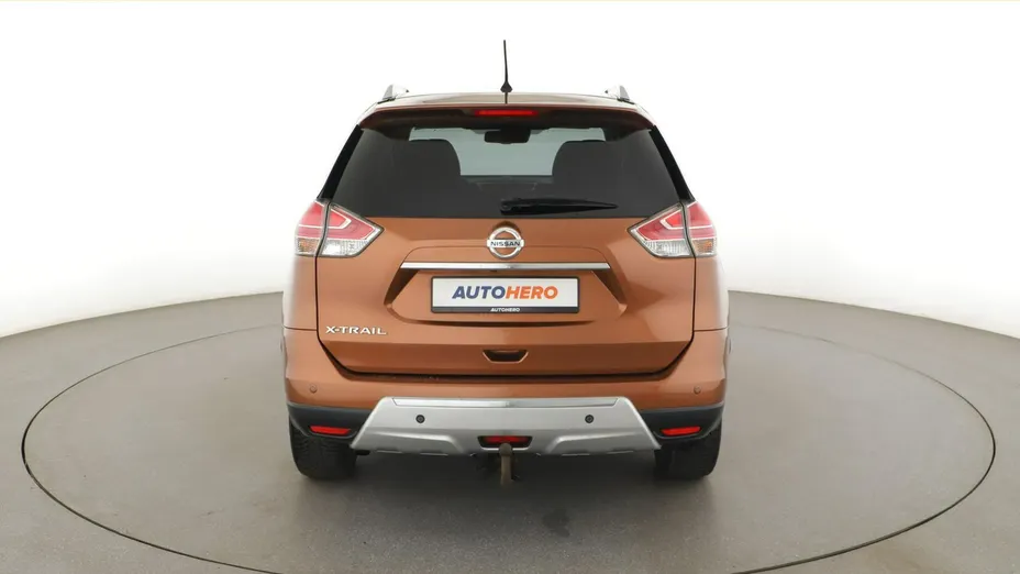 NISSAN X-Trail -