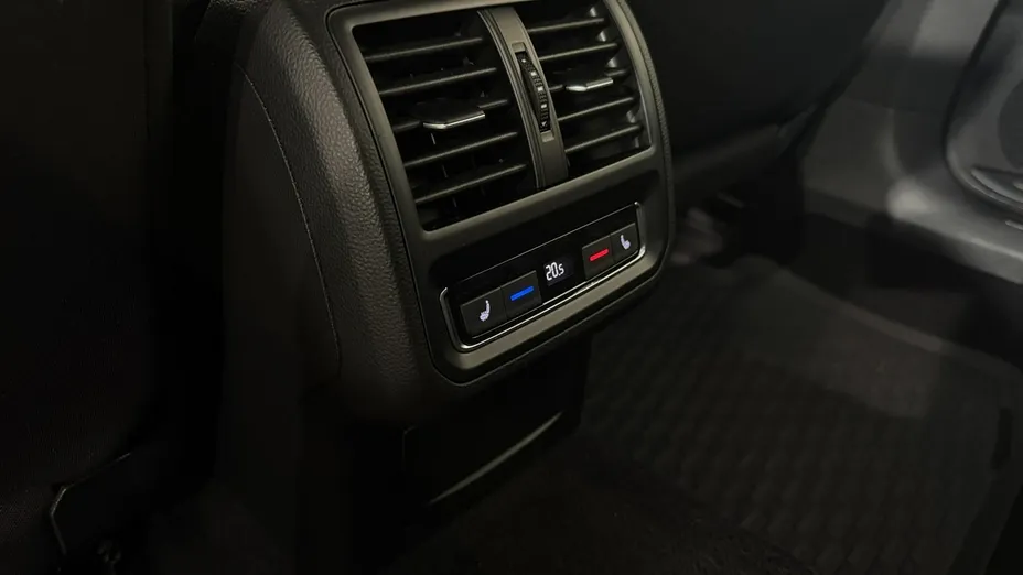 VOLKSWAGEN Arteon -