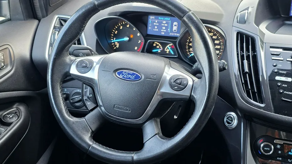 FORD Kuga -