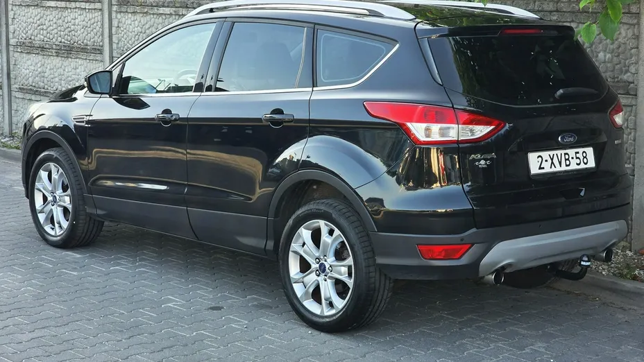 FORD Kuga -