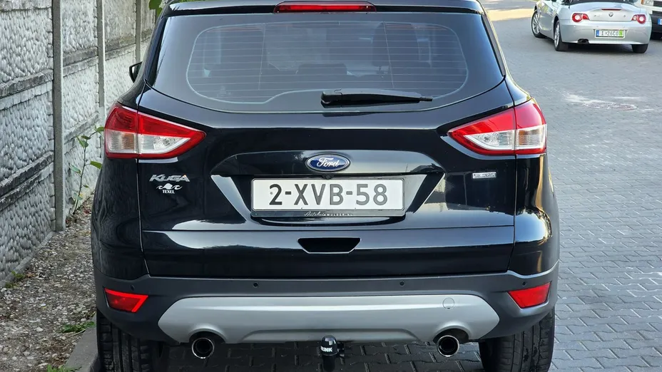FORD Kuga -