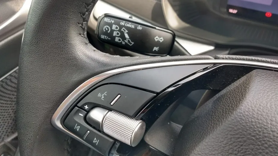 SKODA Octavia -