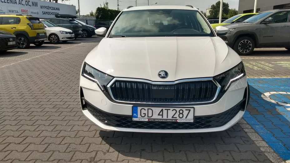 SKODA Octavia -