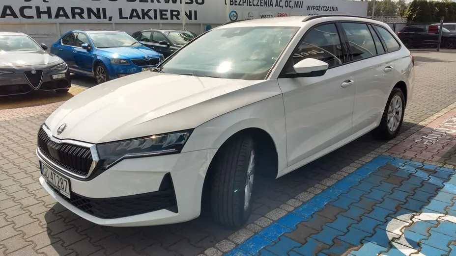 SKODA Octavia -