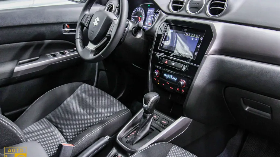 SUZUKI Vitara -