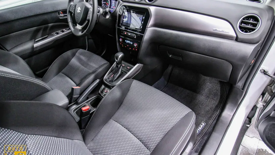 SUZUKI Vitara -