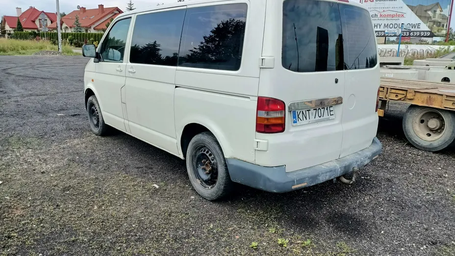 VOLKSWAGEN Transporter -