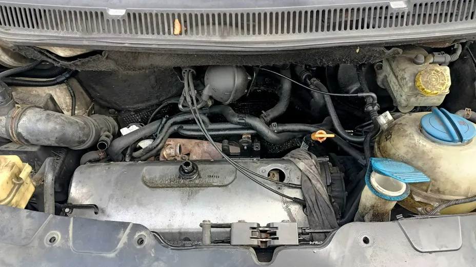 VOLKSWAGEN Transporter -