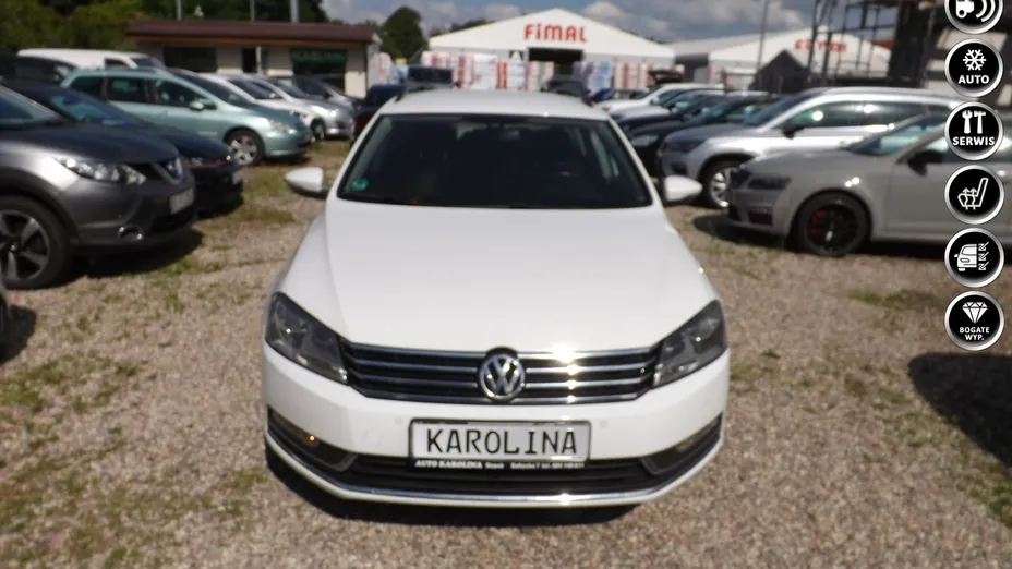VOLKSWAGEN Passat -