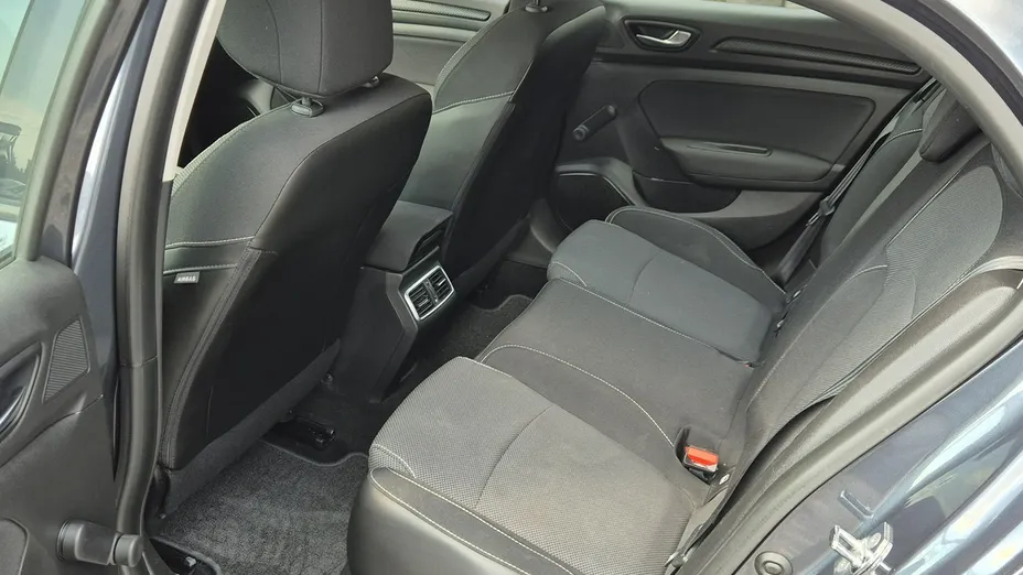 RENAULT Megane -