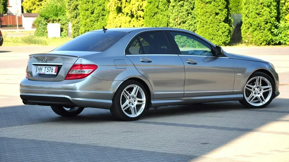 MERCEDES-BENZ C Klasa -