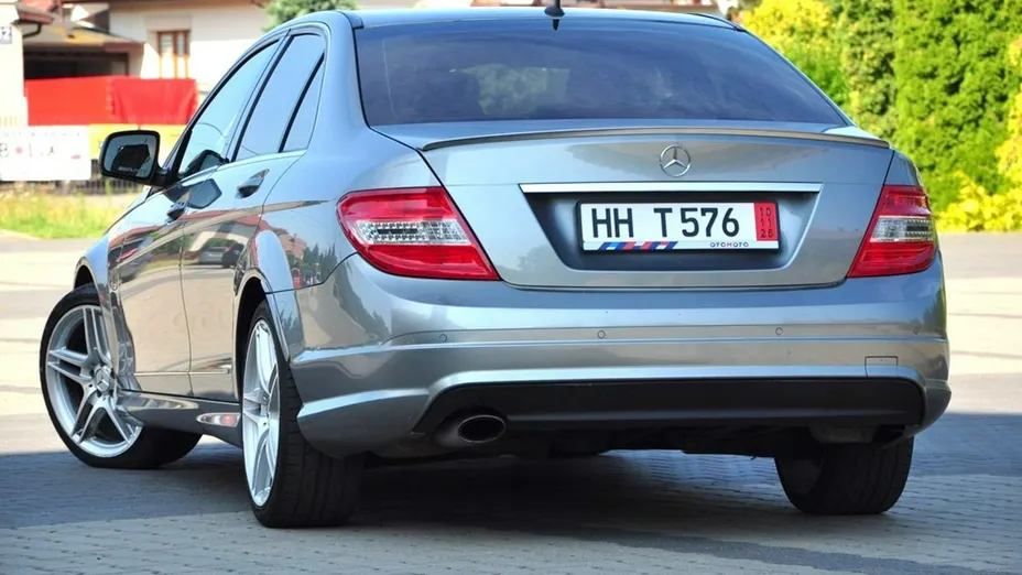 MERCEDES-BENZ C Klasa -