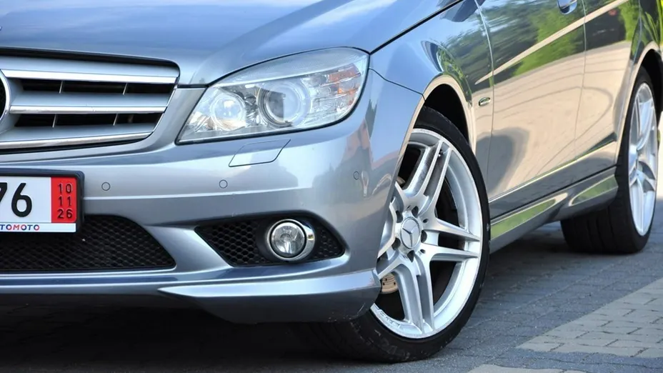 MERCEDES-BENZ C Klasa -