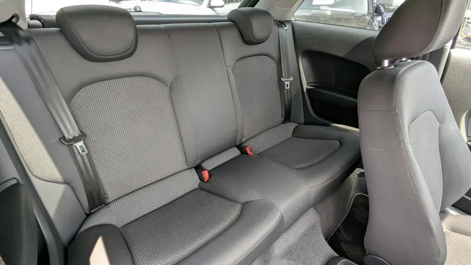 AUDI A1 -