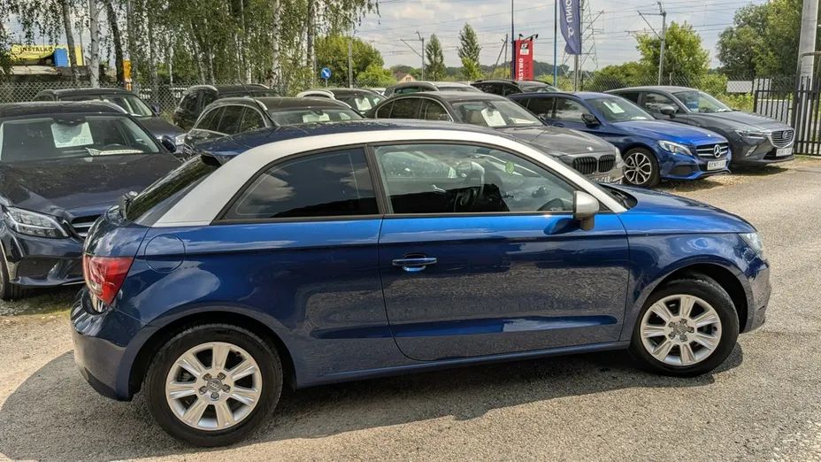 AUDI A1 -