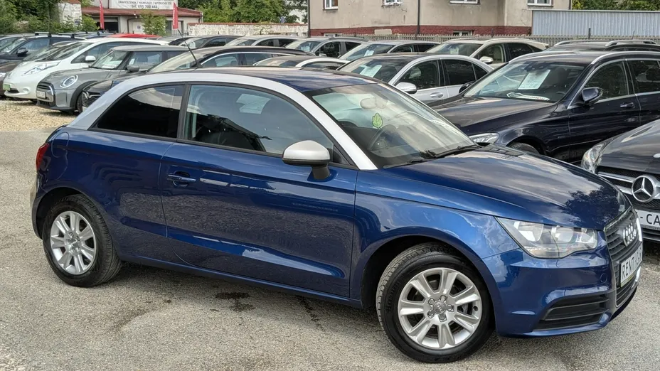 AUDI A1 -