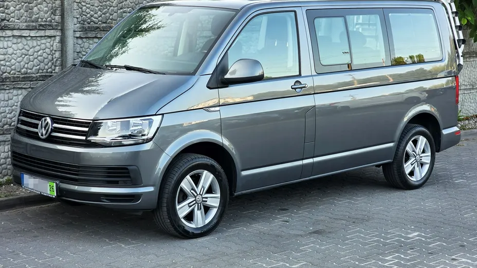 VOLKSWAGEN Multivan -