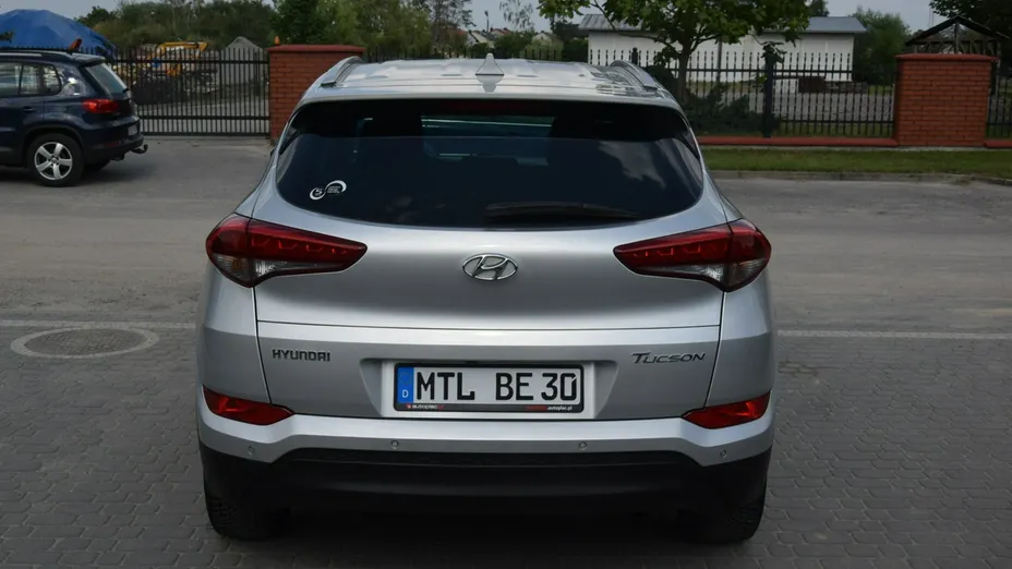 HYUNDAI Tucson -