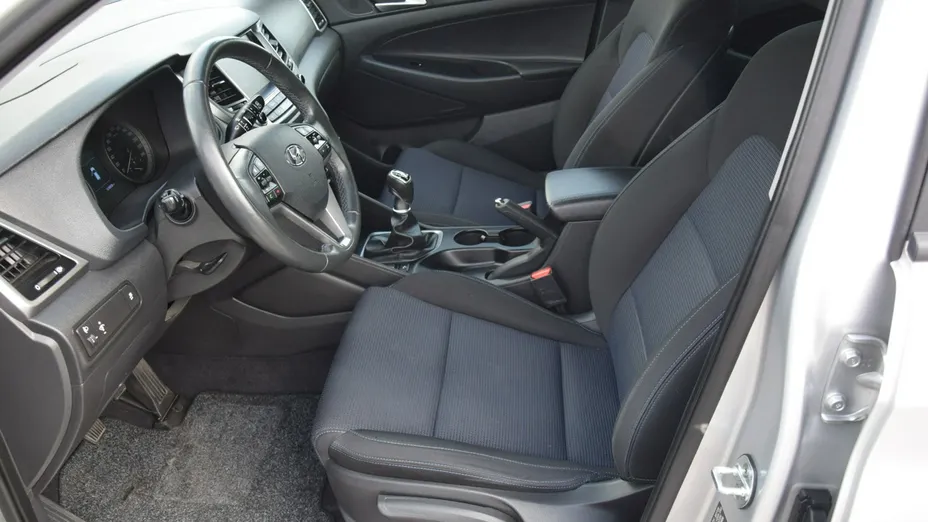 HYUNDAI Tucson -