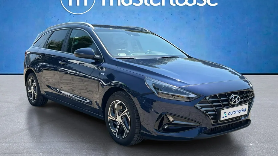 HYUNDAI i30 -