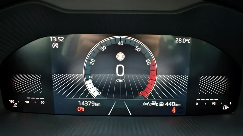 SKODA Karoq -