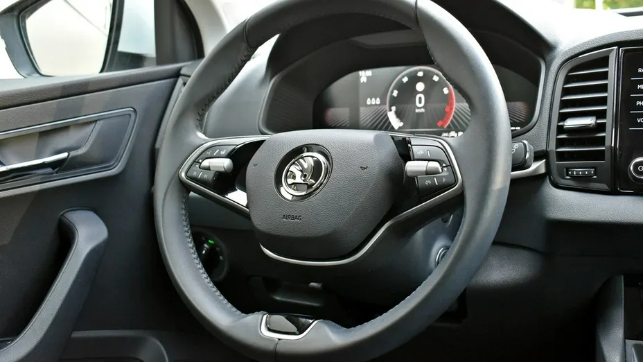 SKODA Karoq -
