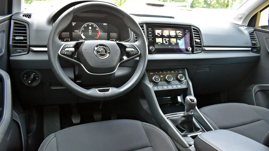 SKODA Karoq -