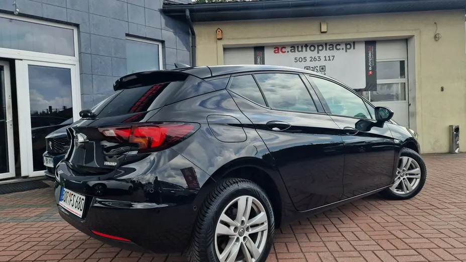 OPEL Astra -